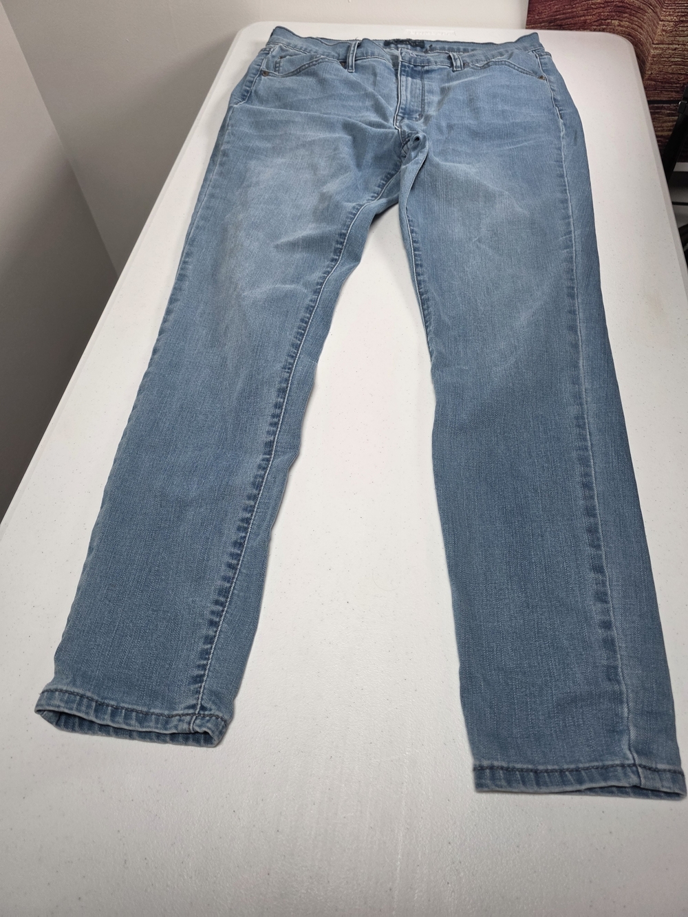Aeropostale Light Blue Slim Straight Jeans
